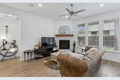 2003 Creekvista Drive, Lewisville, TX 75056 - Photo 10