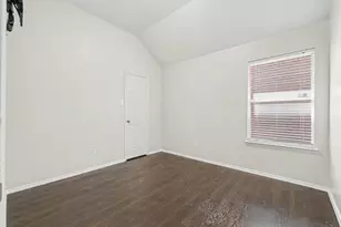 5528 Green Hollow Ln, The Colony, TX 75056 - Photo 14