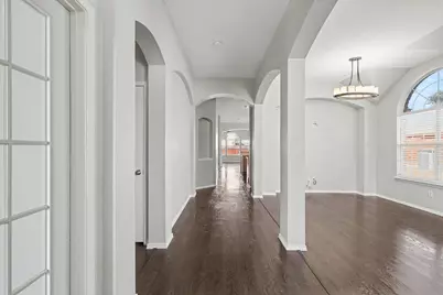 5528 Green Hollow Lane, The Colony, TX 75056 - Photo 4