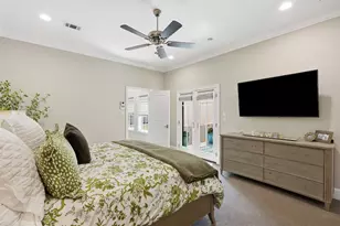 2712 Miro Ct, Fort Worth, TX 76107 - Photo 16