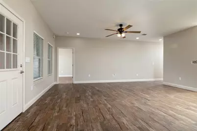 405 Titus Drive, Springtown, TX 76082 - Photo 12