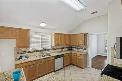 817 Aylesbury Drive, Allen, TX 75002 - Photo 16