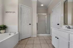 217 Keswick Dr, Hewitt, TX 76643 - Photo 16