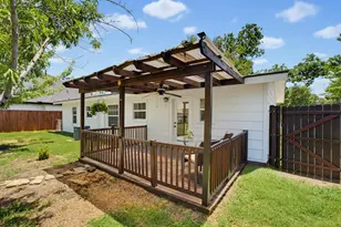 5852 Lyle St, Westworth Village, TX 76114 - Photo 26