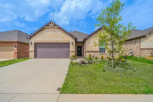 1057 Nighthawk Trl, Alvarado, TX 76009 - Photo 1