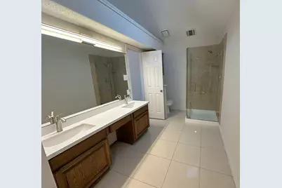 2033 Espinosa Drive, Carrollton, TX 75010 - Photo 14