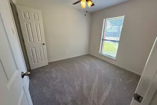 2033 Espinosa Dr, Carrollton, TX 75010 - Photo 16