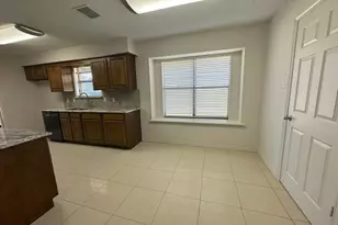 2033 Espinosa Dr, Carrollton, TX 75010 - Photo 10