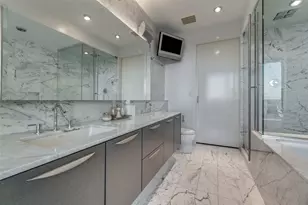 2900 McKinnon St, Dallas, TX 75201 - Photo 12