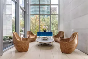 2900 McKinnon St, Dallas, TX 75201 - Photo 14