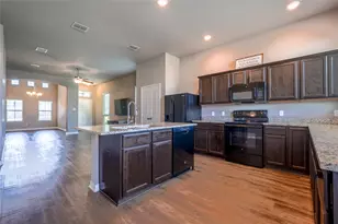 10617 Langham Dr, Waco, TX 76708 - Photo 6