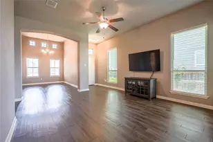 10617 Langham Dr, Waco, TX 76708 - Photo 4