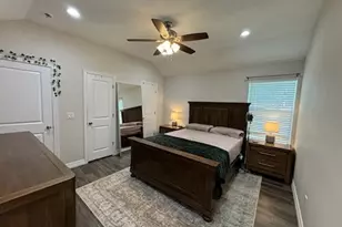 430 E Hull St, Denison, TX 75021 - Photo 8