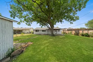 110 S Yale Dr, Garland, TX 75042 - Photo 28