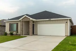 13525 Bonanza Cir, Cresson, TX 76035 - Photo 2
