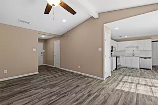 311 Hillshore Dr, Longview, TX 75605 - Photo 10