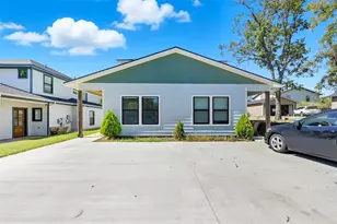 1309 S 5th Ave, Denison, TX 75021 - Photo 1