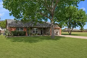 239 Sea Craft Dr, Gun Barrel City, TX 75156 - Photo 1