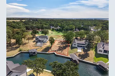 106 Deerhurst Lane, Mabank, TX 75156 - Photo 2