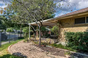 6342 Annapolis Ln, Dallas, TX 75214 - Photo 32
