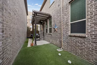 261 Golden Gate Drive, Richardson, TX 75080 - Photo 26