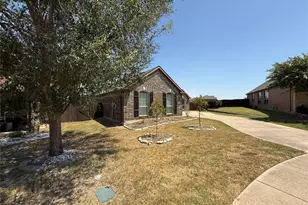 8300 Blue Periwinkle Ln, Fort Worth, TX 76123 - Photo 2