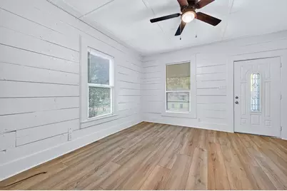 514 E Day Street, Denison, TX 75021 - Photo 4