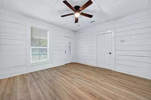 514 E Day St, Denison, TX 75021 - Photo 6