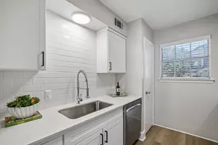 15513 El Estado Dr, Dallas, TX 75248 - Photo 12