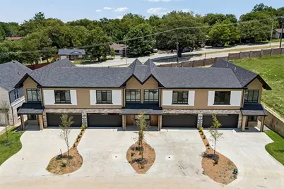 816 Premier Parkway, Grand Prairie, TX 75051 - Photo 1