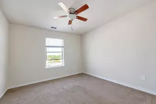 2361 Novin Dr, Irving, TX 75062 - Photo 26