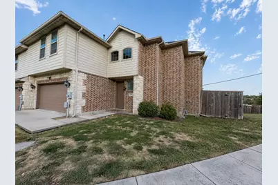 2361 Novin Drive, Irving, TX 75062 - Photo 2