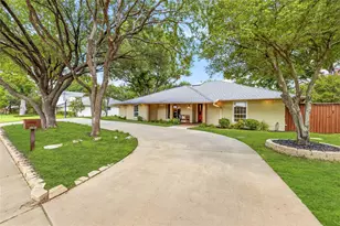 10626 Cox Ln, Dallas, TX 75229 - Photo 38