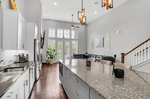 1362 Arch Pl, Dallas, TX 75215 - Photo 10