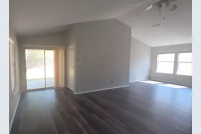 2129 Charmion Lane, Fort Worth, TX 76131 - Photo 32