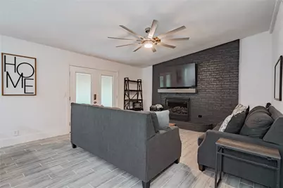 347 Quail Creek Circle, Pottsboro, TX 75076 - Photo 8