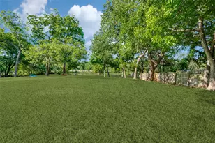 2257 Bolden Rd, Irving, TX 75060 - Photo 22