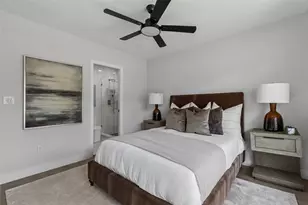 812 Premier Pkwy, Grand Prairie, TX 75051 - Photo 8