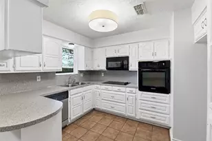 213 San Jacinto St, Waxahachie, TX 75165 - Photo 14
