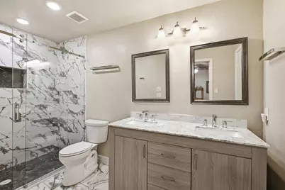 917 E Worth Street, Grapevine, TX 76051 - Photo 12