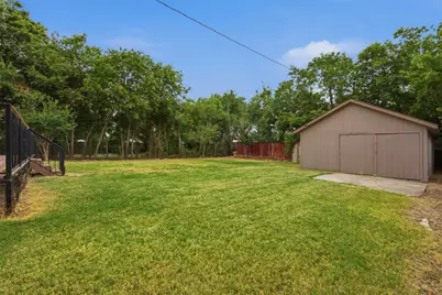 917 E Worth Street, Grapevine, TX 76051 - Photo 22