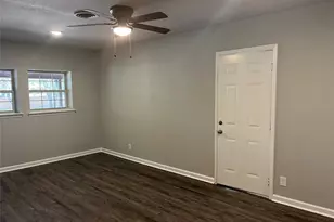 1021 Western Blvd, Arlington, TX 76013 - Photo 8