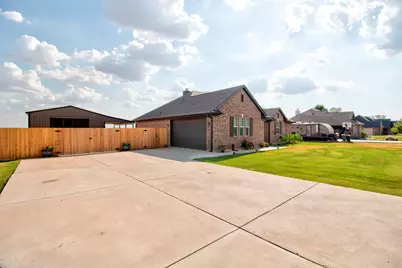 612 Fawn Trail, Tioga, TX 76271 - Photo 2