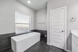 9200 Brittlebrush Trail, Fort Worth, TX 76177 - Photo 18