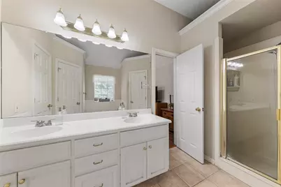 616 Pebble Creek Drive, Hewitt, TX 76643 - Photo 6