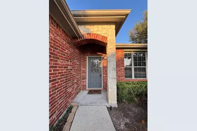 1000 Prairie Heights Drive, Fort Worth, TX 76108 - Photo 2