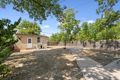 2029 Colcord Avenue, Waco, TX 76707 - Photo 38