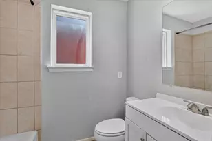 628 Lisa St, Burleson, TX 76028 - Photo 30
