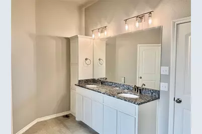 3313 Windcrest Drive, Granbury, TX 76049 - Photo 14