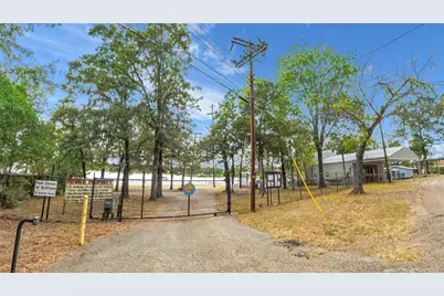 142 Lowe Drive, Mabank, TX 75156 - Photo 28